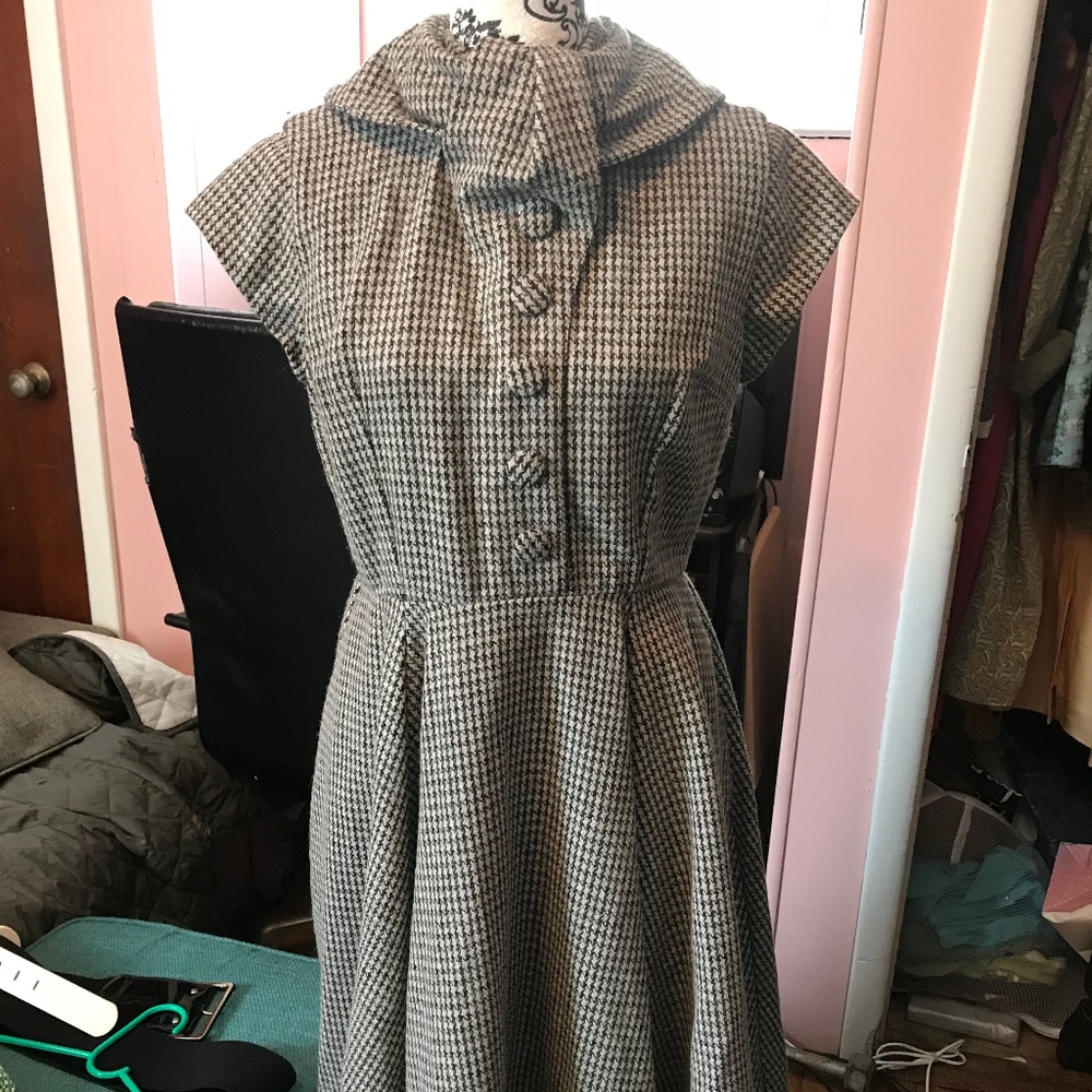 E-Shakti Houndstooth Wool Blend Swing Dress - Dita